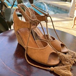 COCONUTS by Matisse wedge heels with tassel ties SIZE 10M